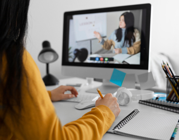 Educação Online e Tecnologias