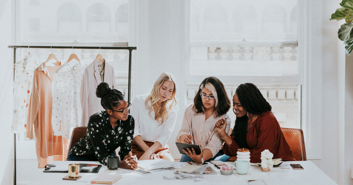 Moda: comportamento, cultura e tendências