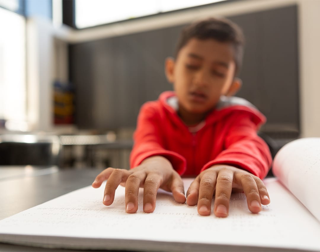 Educação Especial Com Ênfase Em Deficiência Visual e Sistema Braille